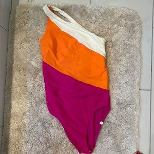 Never worn before summer salt swimsuit! The famous sidestroke. So flattering on!